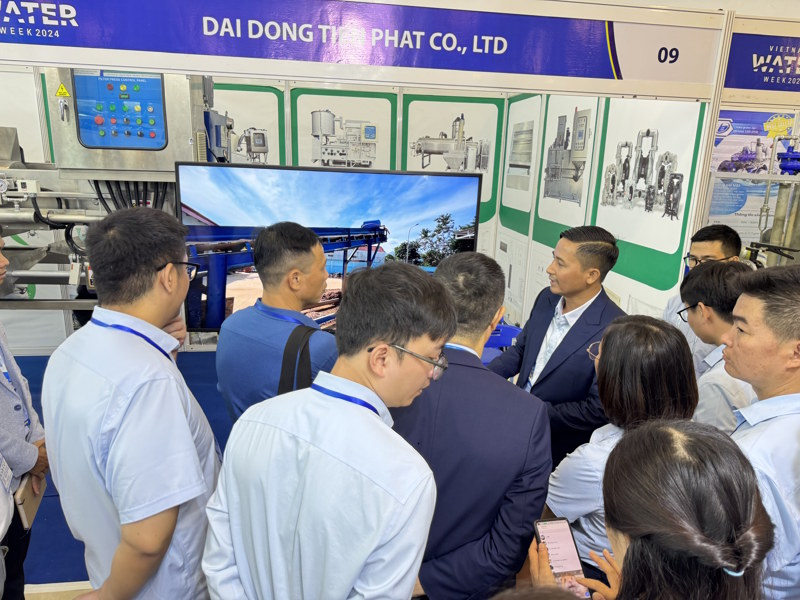 Dai Dong Tien Phat participates in the environmental technology exhibition
