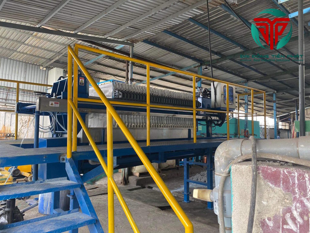 Máy ép bùn khung bản 800x800