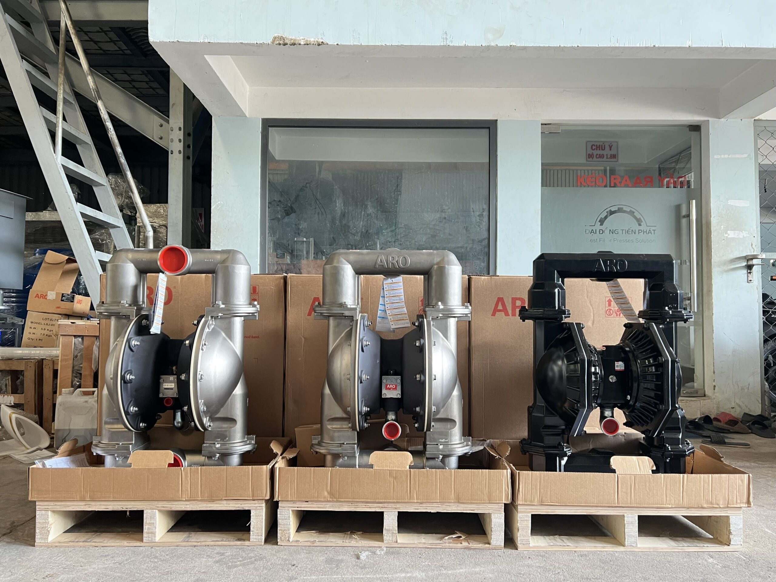 Bơm màng aro 2 inch