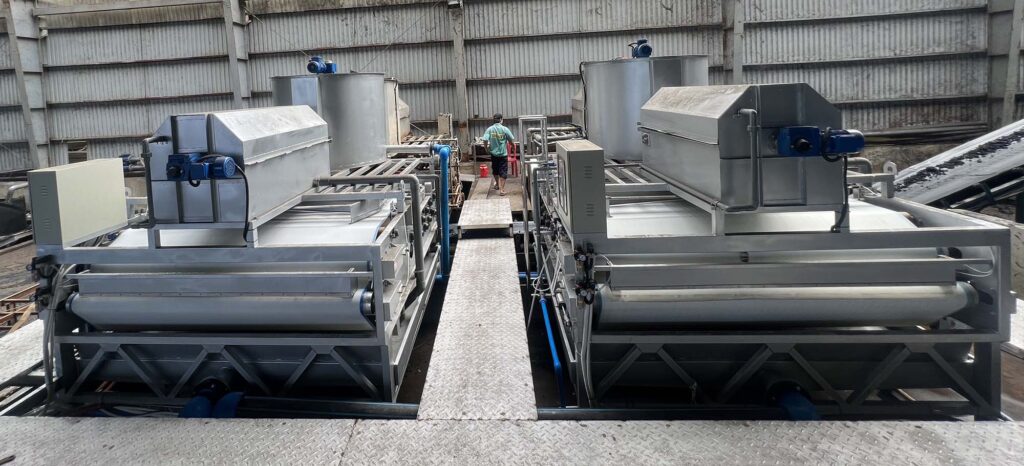 Hệ thống xử lý bùn thải tự động cho doanh nghiệp sản xuất