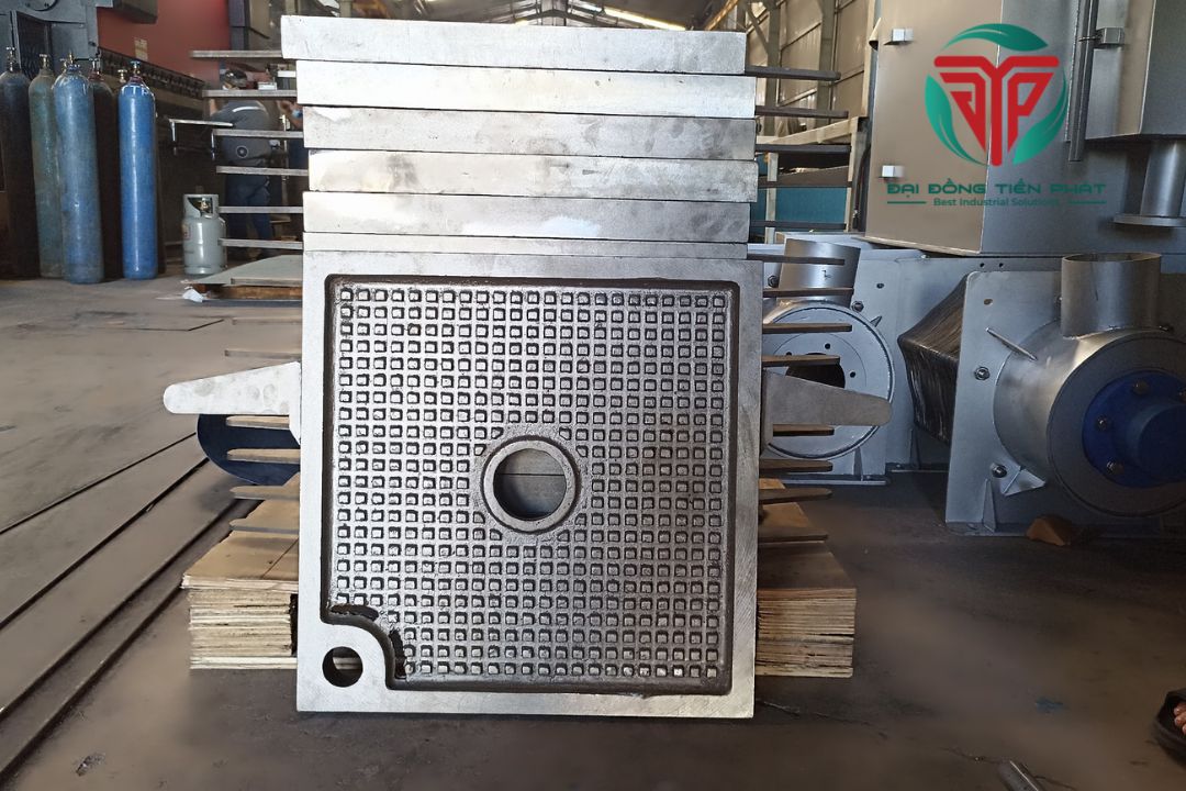 Tấm lọc khung bản 630x630 mm