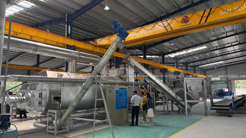 Máy sấy bùn thải ngành hóa chất